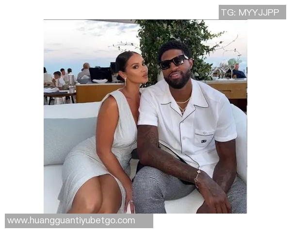 乔治妻子生日聚会合影多位球员太太同框展现友谊与魅力